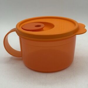 Tupperware 3155A-1 Microwavable 16‎ oz Soup Mug W/Vented Spout Lid - Orange